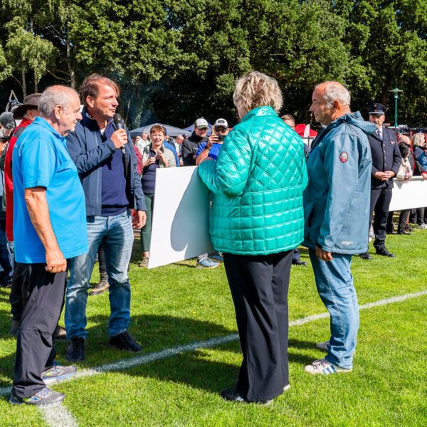 Jubiläumsfest in Graal-Müritz: WV würdigt Arbeit von TSV, Feuerwehr und Wasserwehr